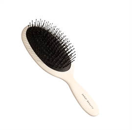 Sanzi Beauty Detangling Paddle Brush hos parfumerihamoghende.dk 